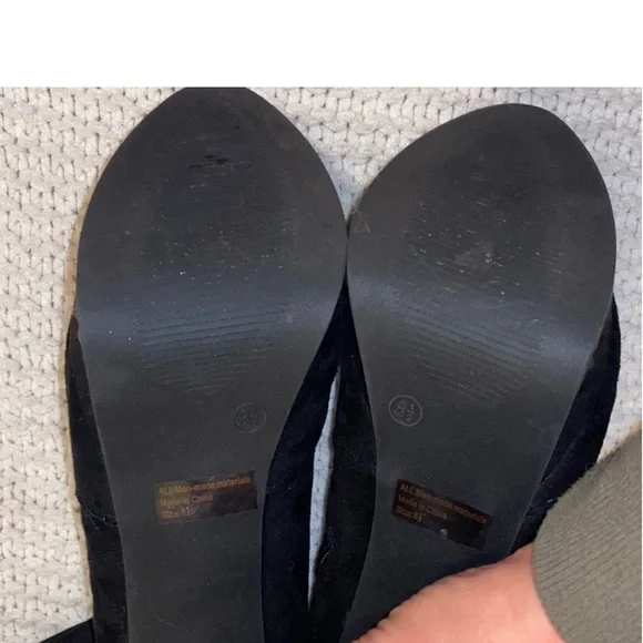 Thigh high stiletto boots - Picture 2 of 6